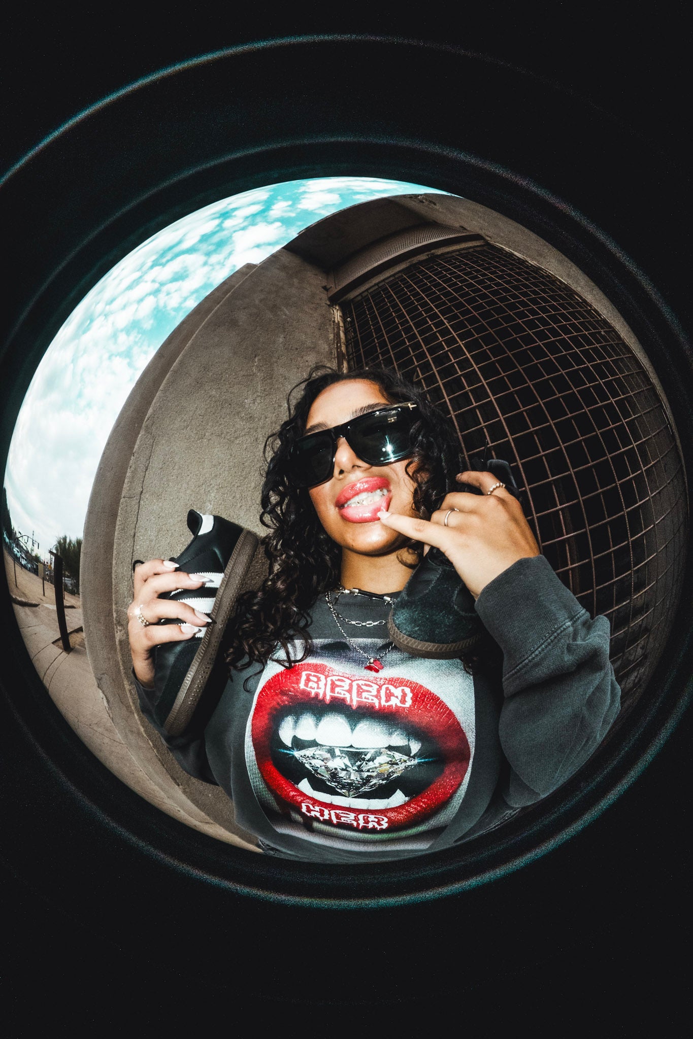 BEEN HER CREW NECK SWEAT SHIRT