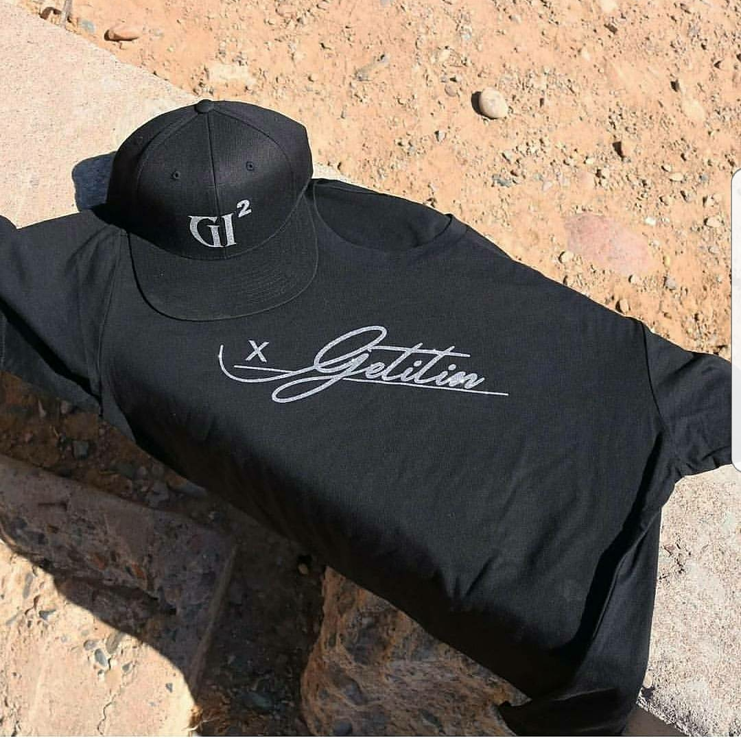 Platinum "Signature" T-shirt - GET IT IN Apparel